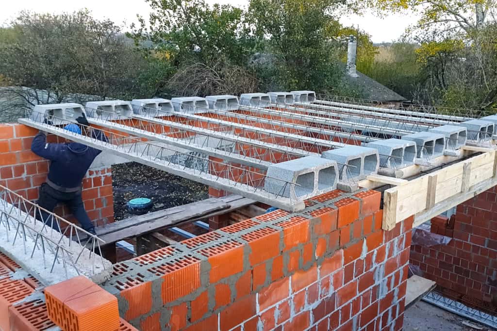 Stropní konstrukce v novostavbě rodinného domu