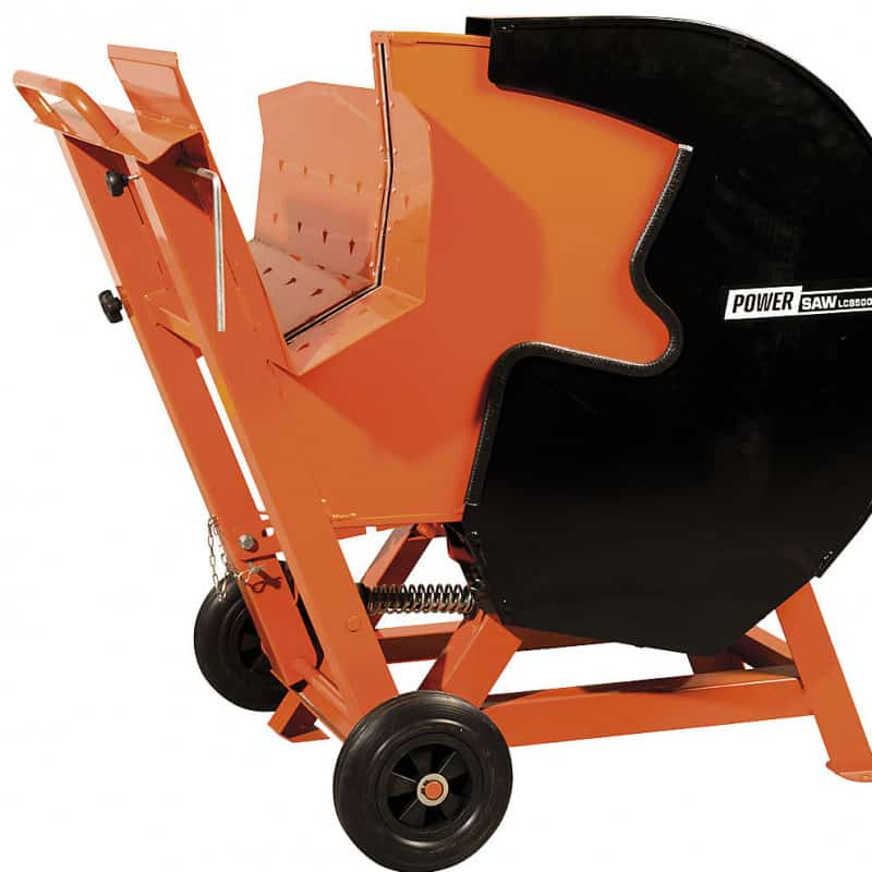 S pilou Powersaw LCS500 zvládnete nařezat polena do průměru 180 mm. Kotouč o průměru 500 mm je vyroben z tvrdokovu, předností je robustnost, stabilita a odolná kolečka (MOUNTFIELD)