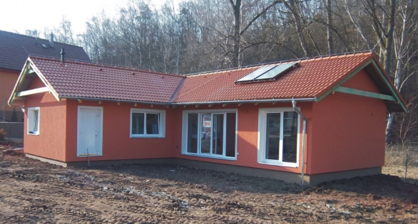 Modulová návaznost nosných konstrukcí umožňuje sekce přidávat i během užívání objektu. Modulová návaznost nosných konstrukcí umožňuje sekce přidávat i během užívání objektu.