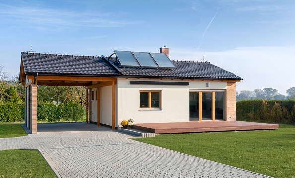 Vzorový bungalov Studio v Němčicích u Pardubic je ukázkou velmi žádaného typu bydlení – bezbariérové nízkoenergetické dřevostavby s komfortním vybavením. www.natur-house.cz Vzorový bungalov Studio v Němčicích u Pardubic je ukázkou velmi žádaného typu bydlení – bezbariérové nízkoenergetické dřevostavby s komfortním vybavením. www.natur-house.cz